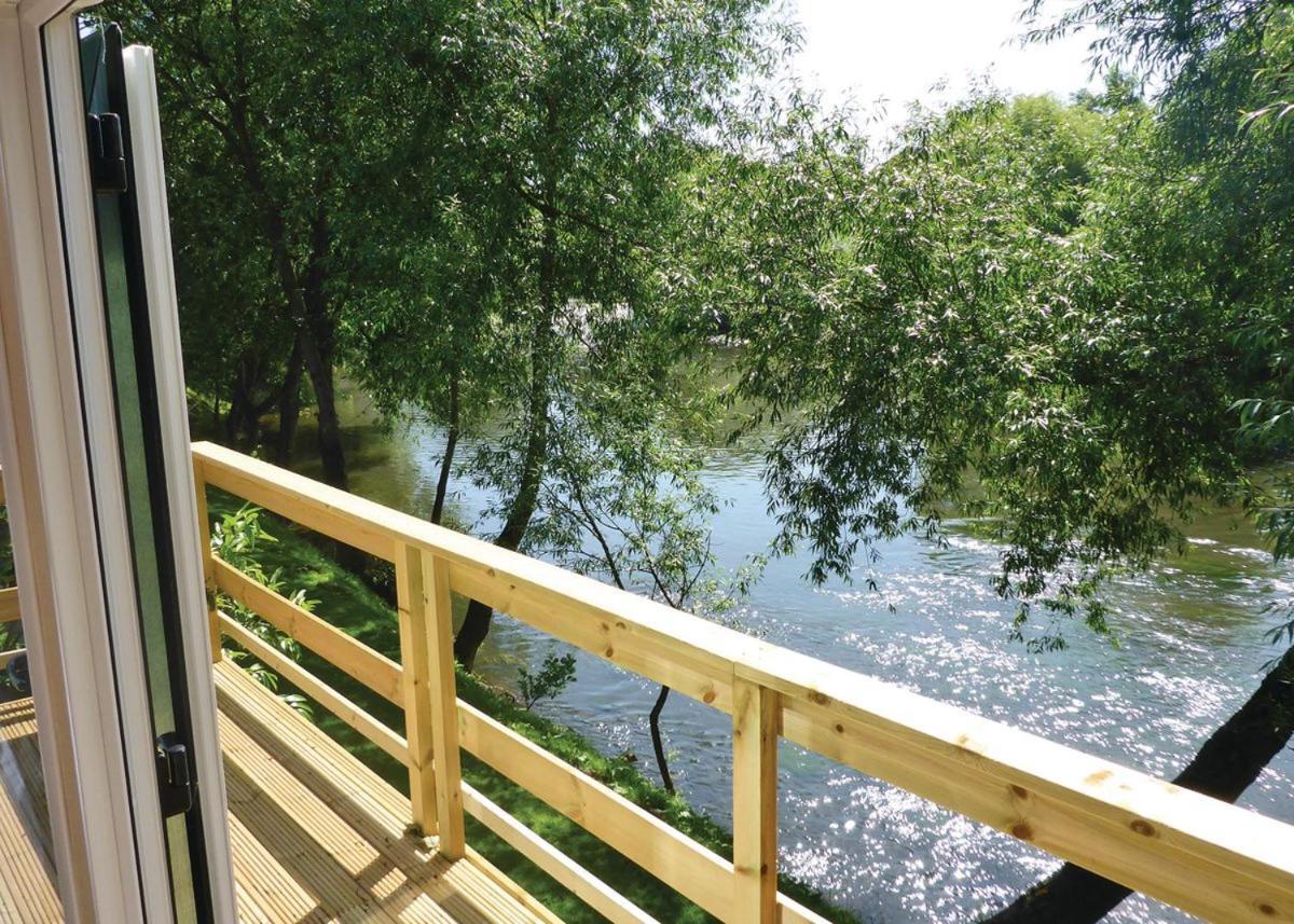 Weir Country Park Holtby Exterior foto