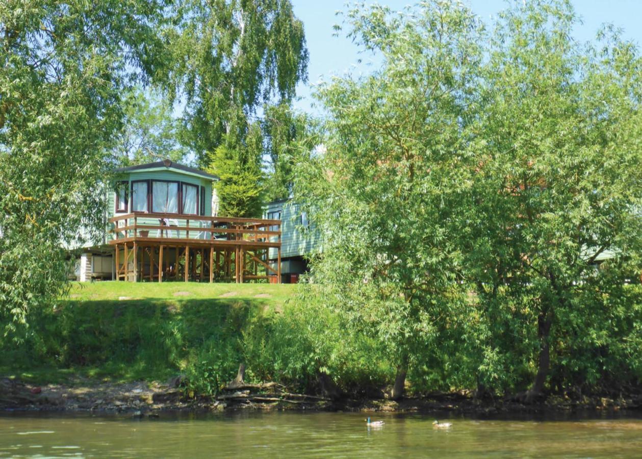 Weir Country Park Holtby Exterior foto
